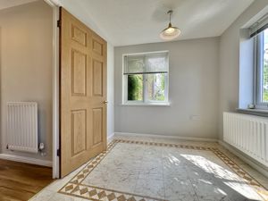 Photo 11- click for photo gallery